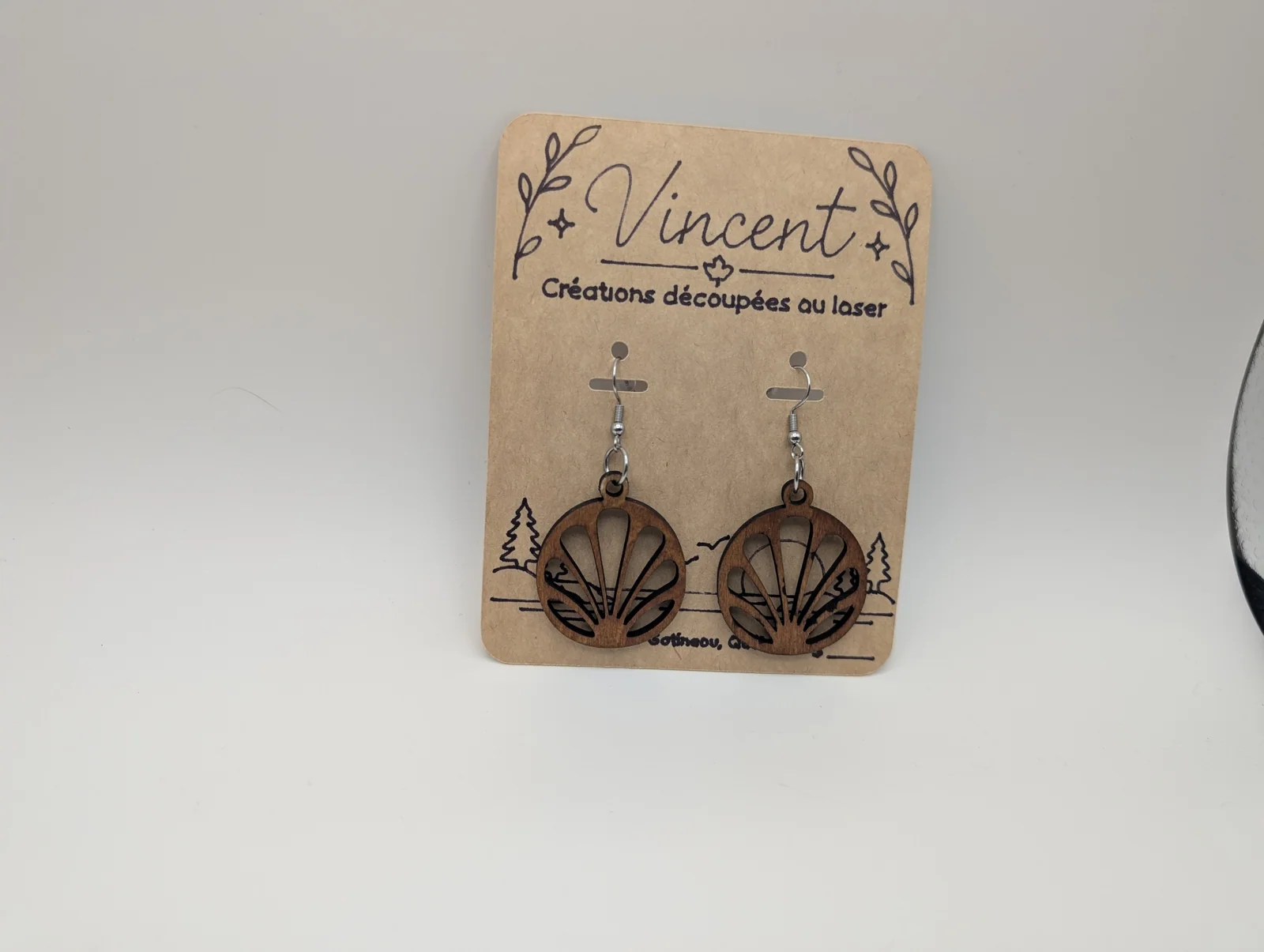 Boucles d’oreilles en bois : coquille 2