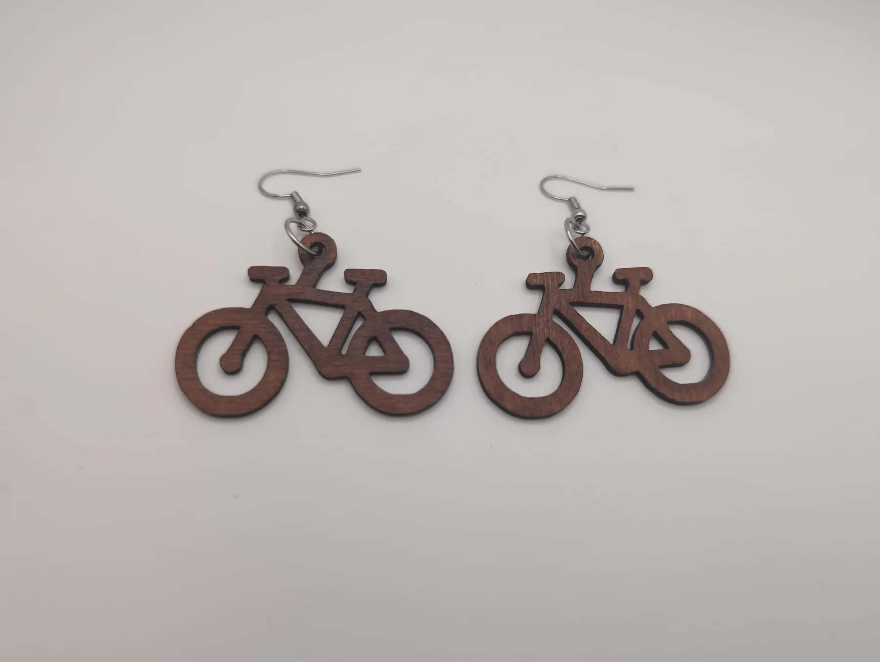 Boucles d’oreilles en bois : Vélos